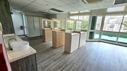 Serangoon Road (D12), Retail #603292341